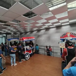 Servicio de granizadas en evento Guatemala